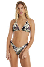 Cargar imagen en el visor de la galería, +swimsuit +today, +beachwear +business, +beach +clothes, +swimsuit +today, +trend +bikini, +swimwear +for +sale, +piscina +bikini, +april +swimwear, +playa +bikini, +florida +swimwear, +puerto +rico +swimwear, +miami +swim +week, +business +dress +bath. +april +swimwear +miami +swimshow, +handmade +embroidery +- +swimwear