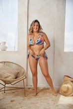 Cargar imagen en el visor de la galería, MALPELO BIKINI CORTE LATINO